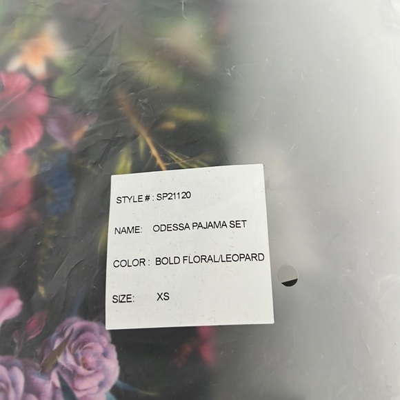 🆕NWT Generation Love Odessa Bold Floral Leopard Satin Pajama Set - Picture 12 of 13